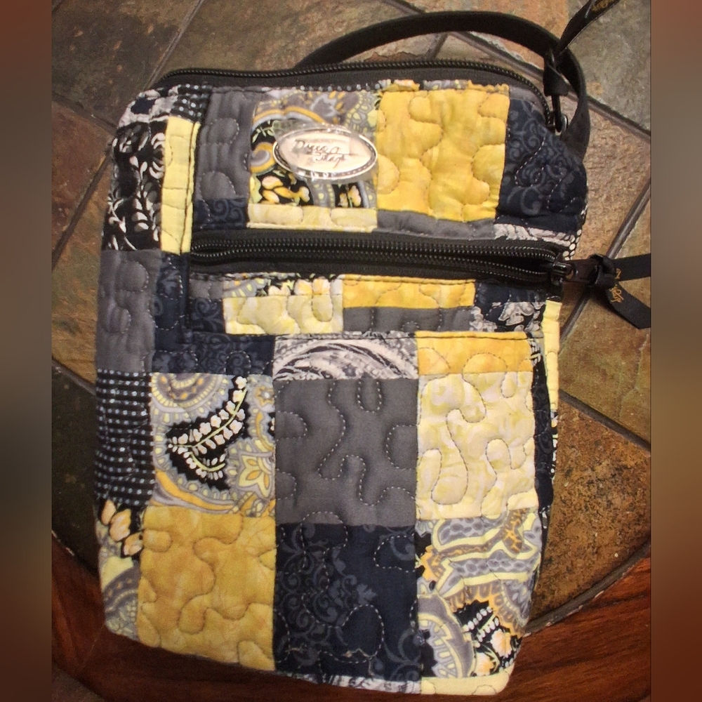 NWOT Donna Sharp Quilted Shoulder Crossbody Purse, Yellow/Black